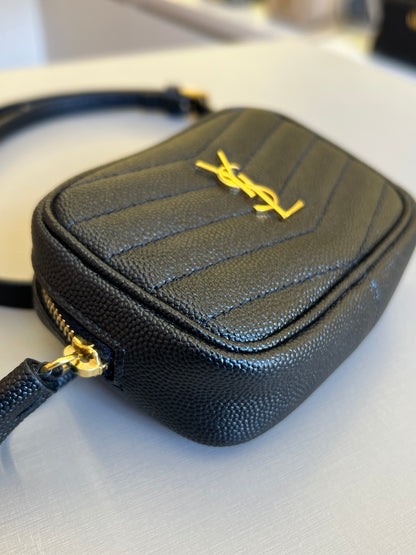 Saint Laurent Baby Lou Belt Bag Preta