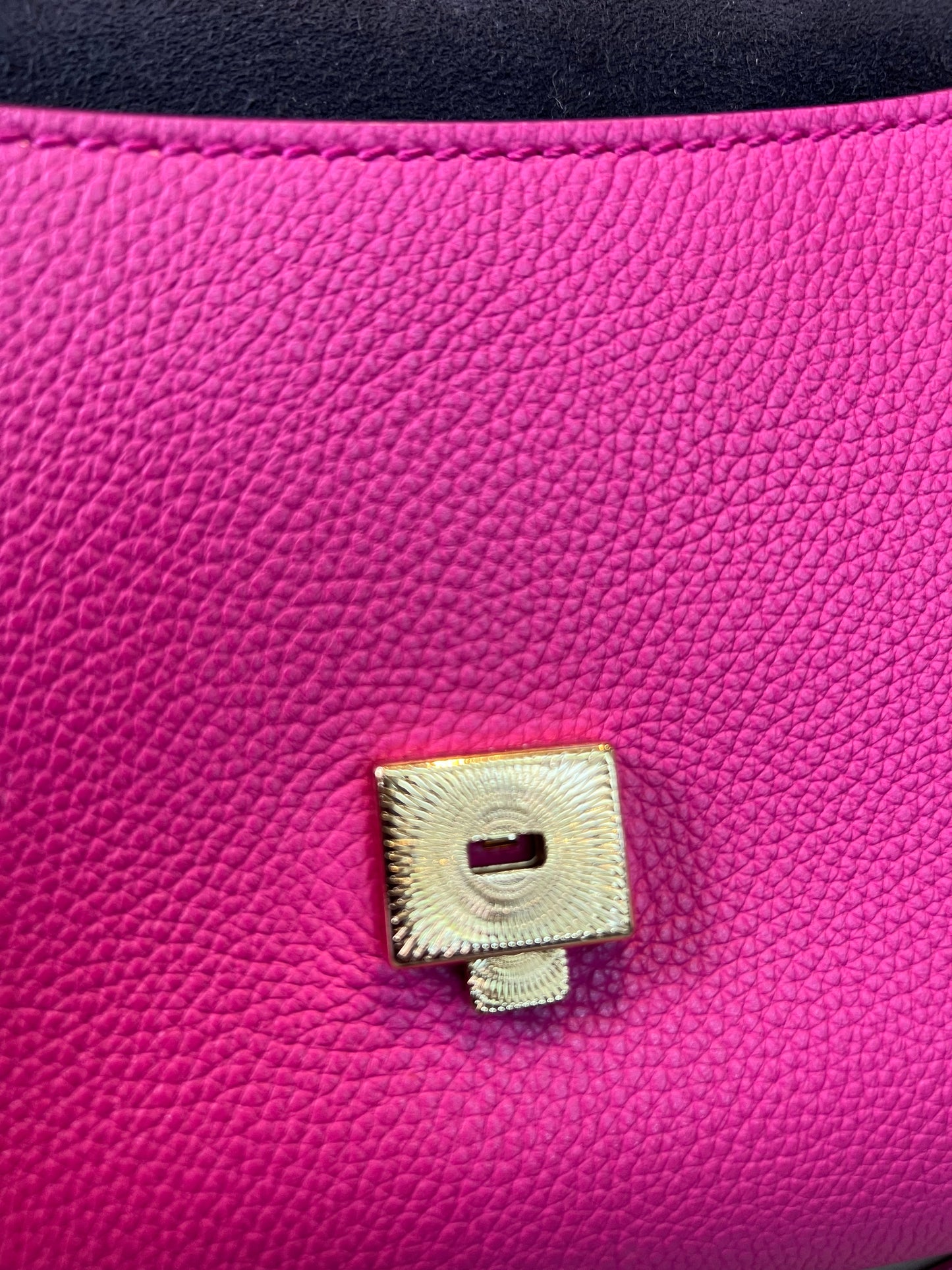 Dolce & Gabbana Sicily Pink Média