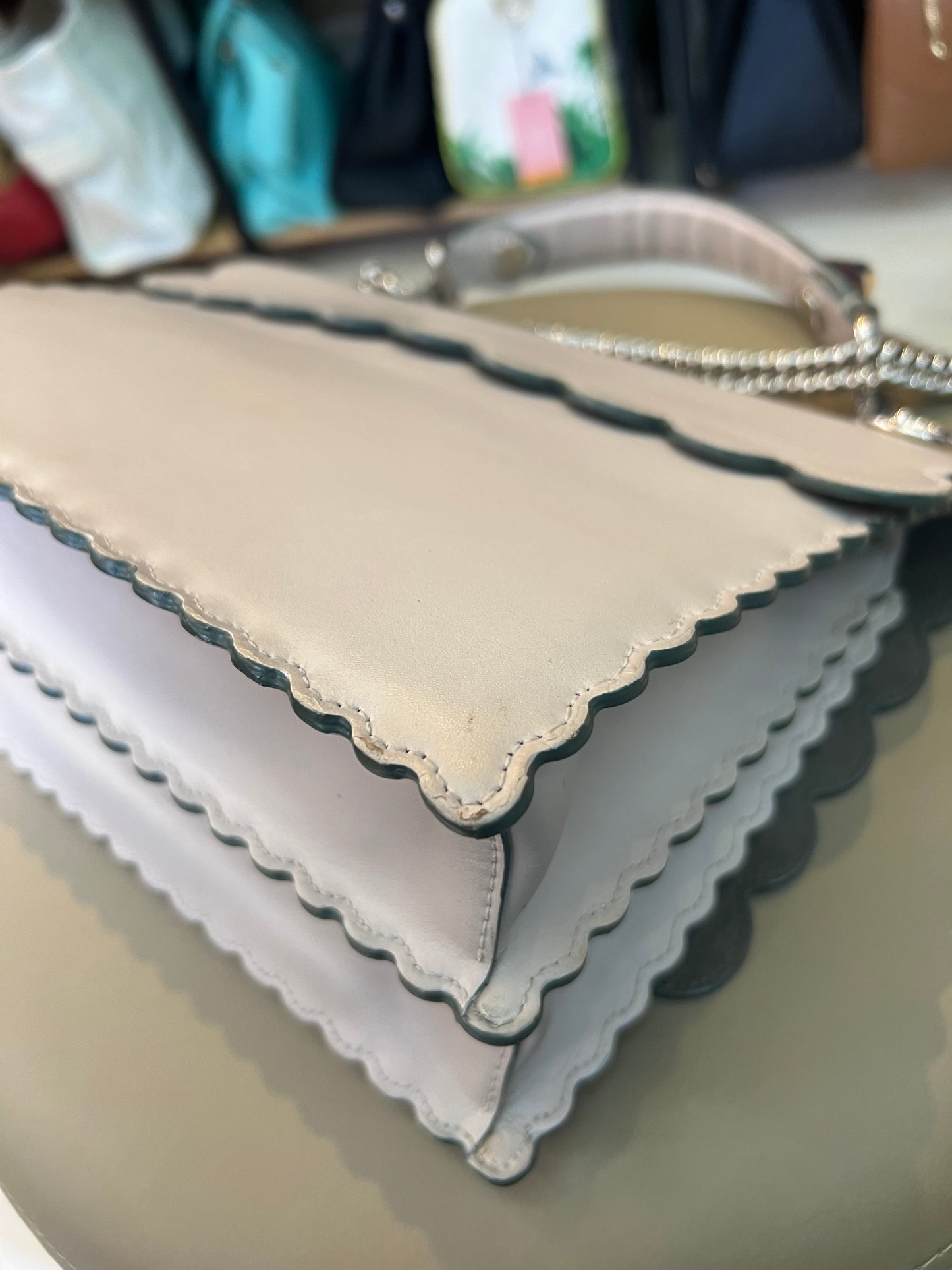 Fendi Kan I Cinza