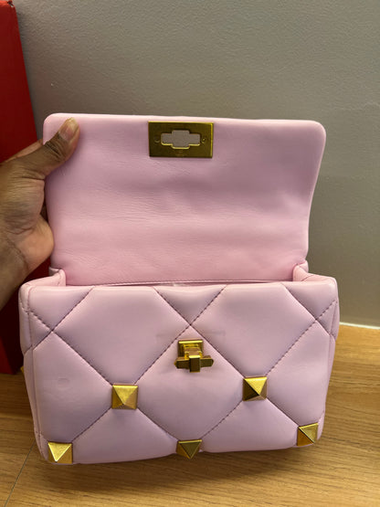Valentino Roman Stud Média Rosa