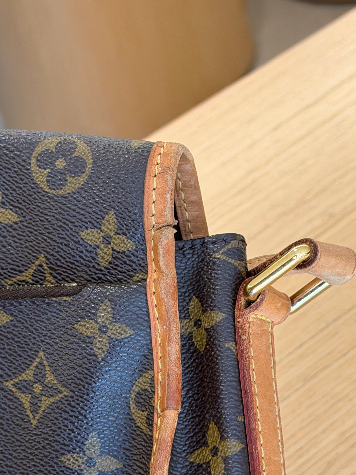 Louis Vuitton Monograma Menilmontant MM