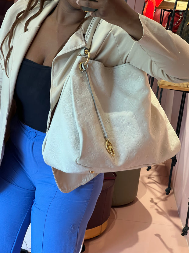 Louis Vuitton Artsy MM Couro branco