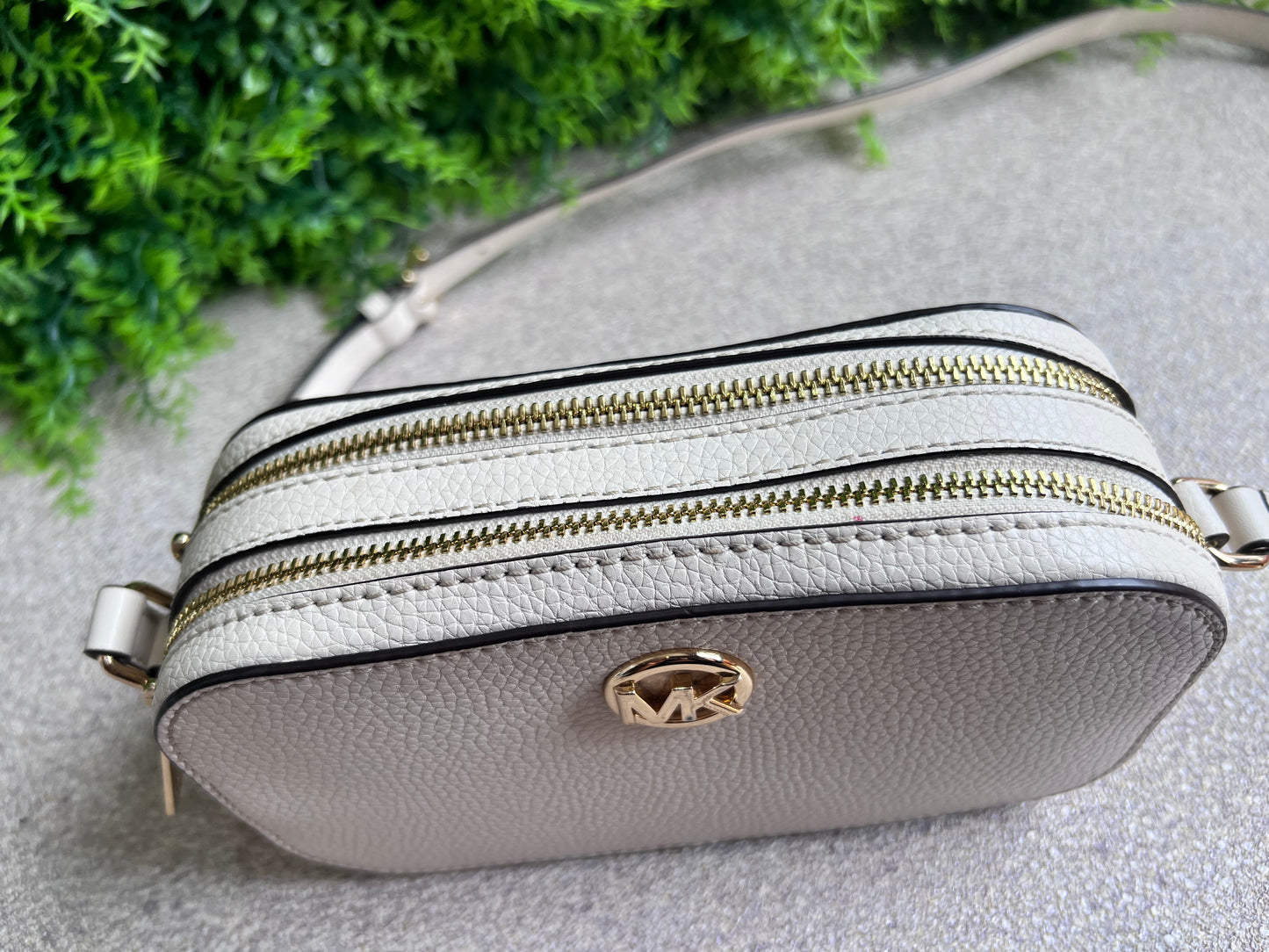 Michael Kors Camera bag Off White