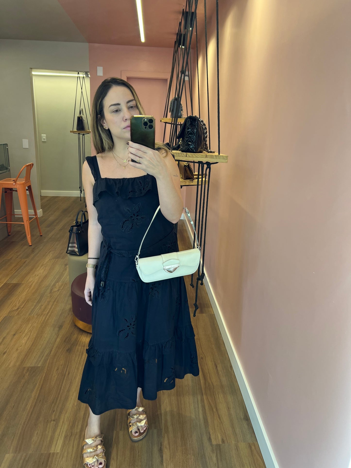Louis Vuitton Pochette Montaigne Couro EPI