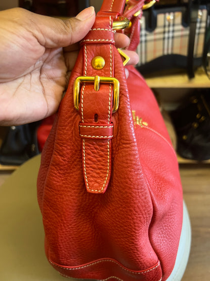 Prada Vitello Shoulder Vermelha