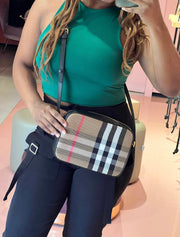 Burberry Camera bag Heymarket Preta