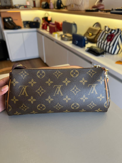 Louis Vuitton Eva Monograma