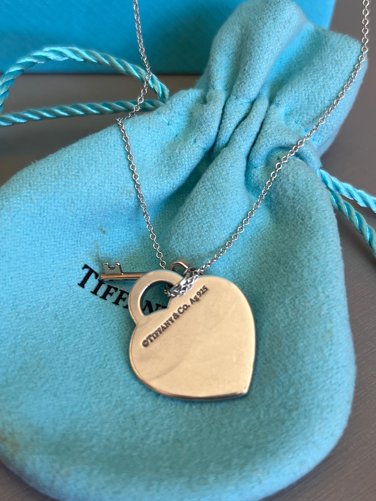 Colar Tiffany & Co Heart and key