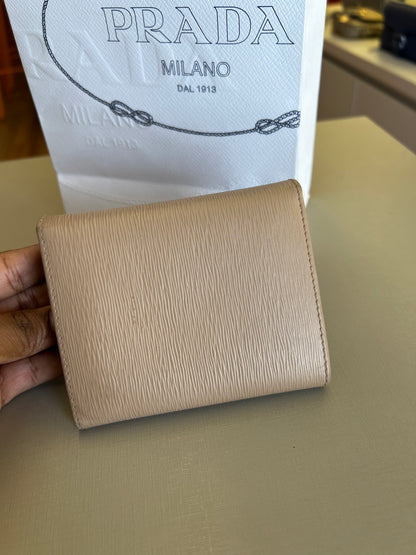 Carteira Prada Mini Nude