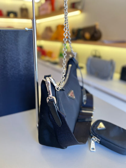 Prada Reedition Nylon Preta
