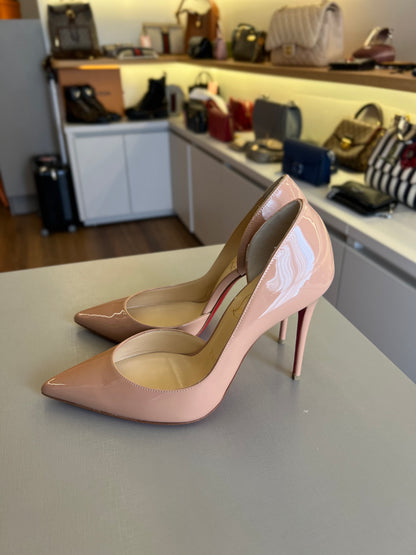 Scarpin Louboutin Nude Verniz