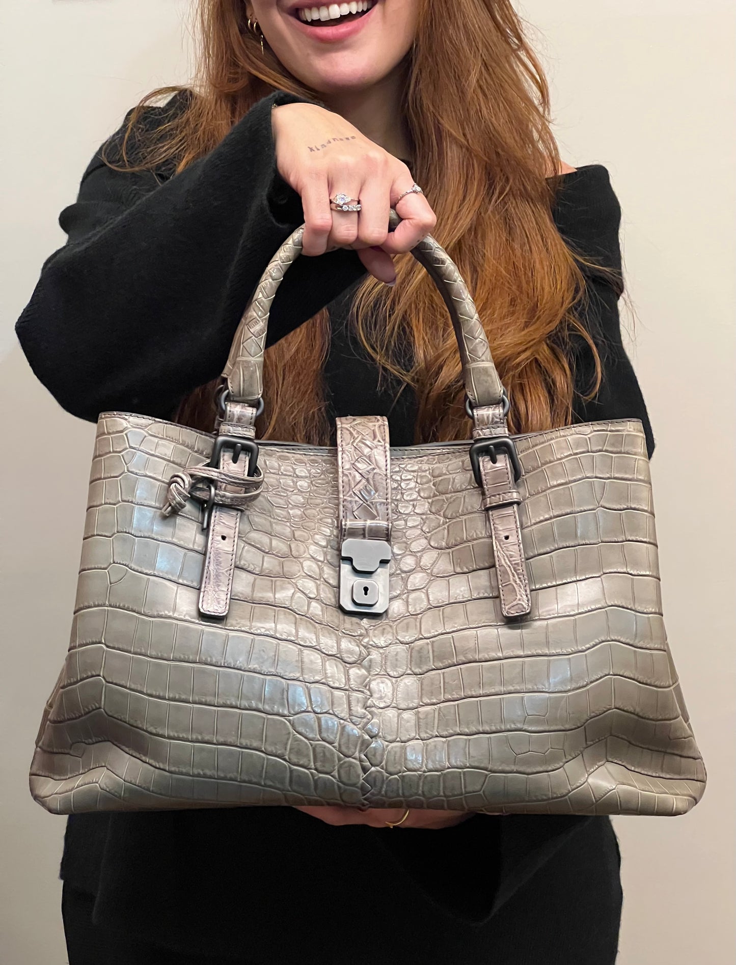 Bottega Veneta Roma Croco Cinza