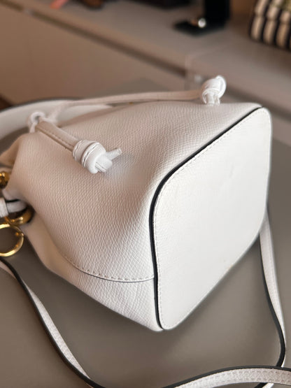 Fendi Mon Tresor Bucket Branca