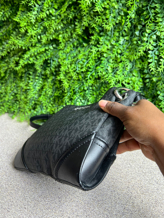 Michael Kors Travel Crossbody