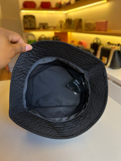 Bucket Hat Prada Nylon Preto