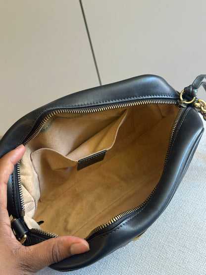 Gucci Marmont Camera bag Preta