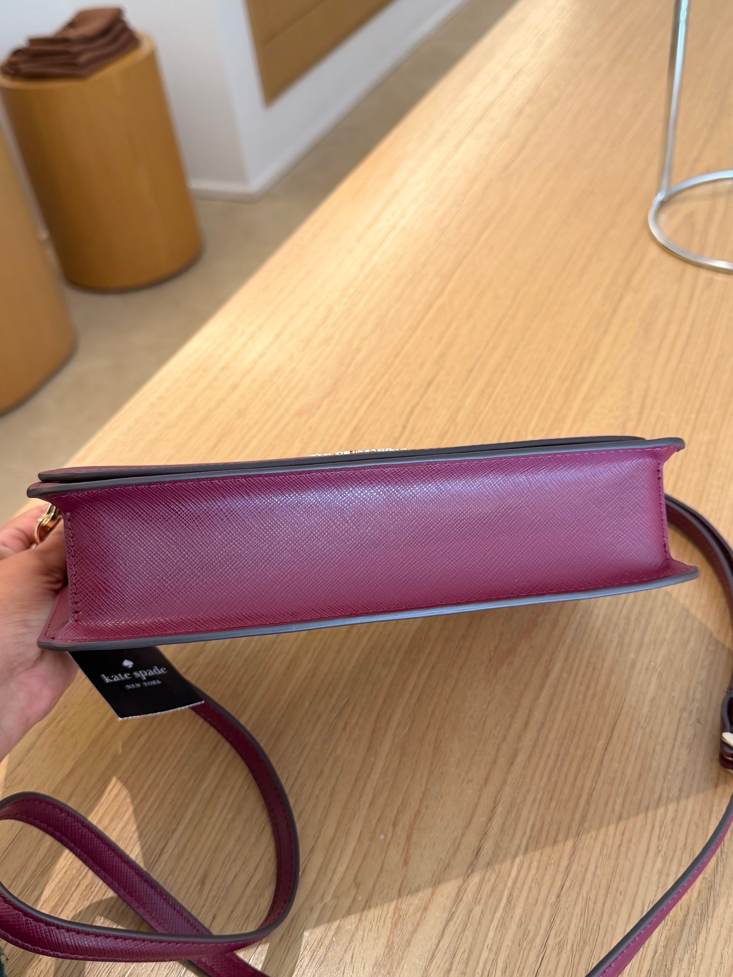 Kate Spade Crossbody Vinho