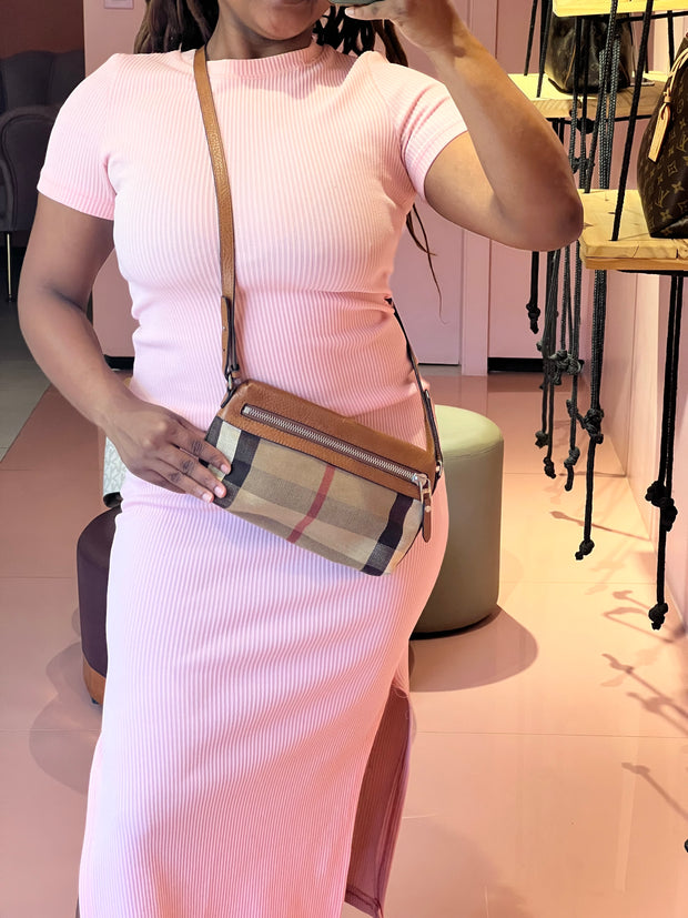 Burberry Crossbody Cheeck