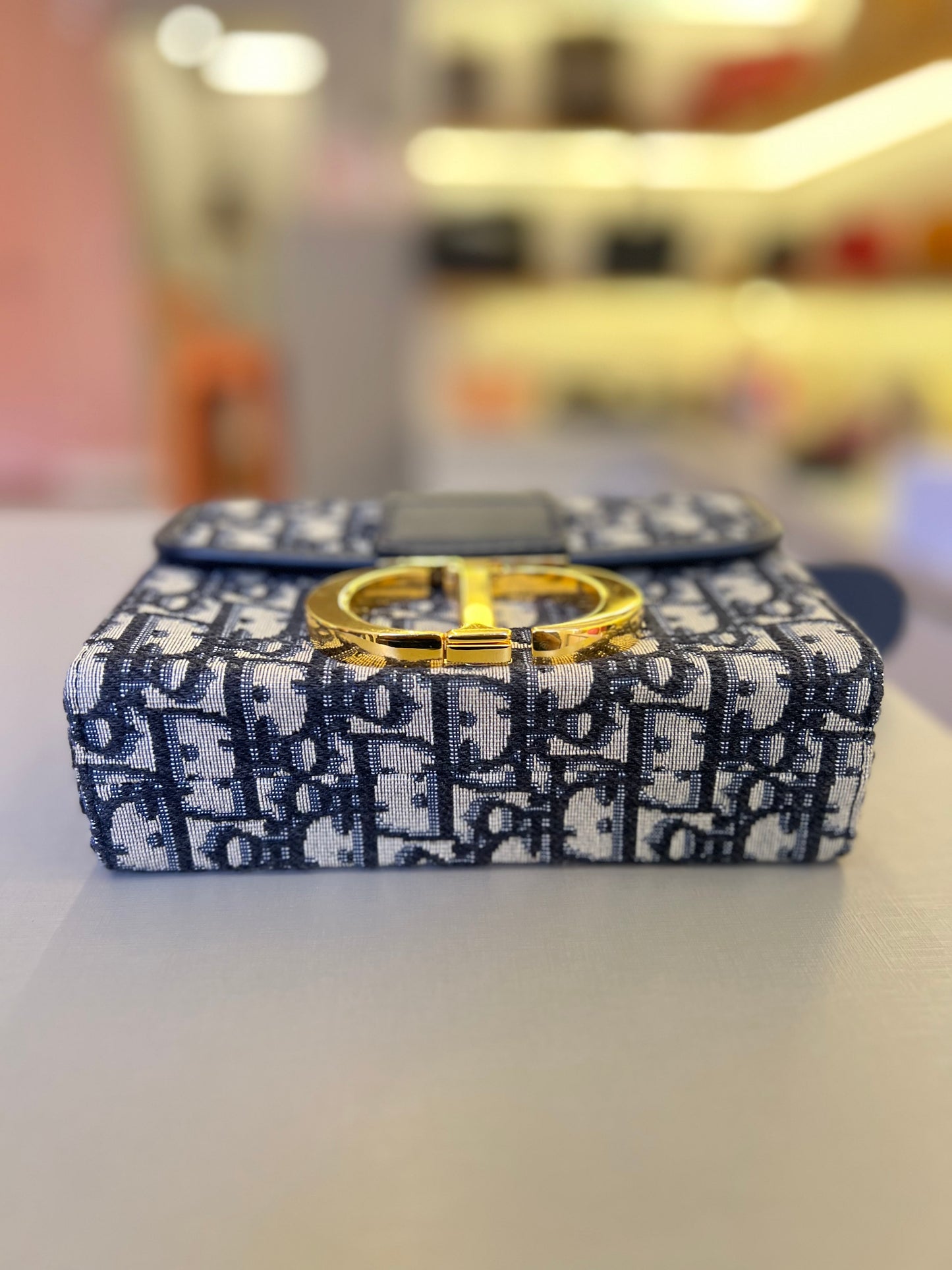 Dior 30 Montaigne Monograma