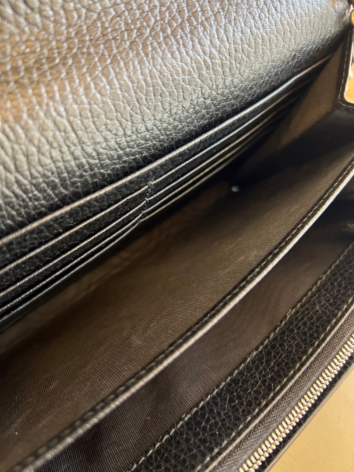 Gucci Dionysus em Couro Preto