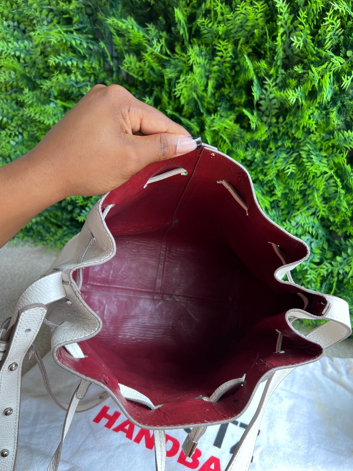 Bolsa Schutz Bucket Off White