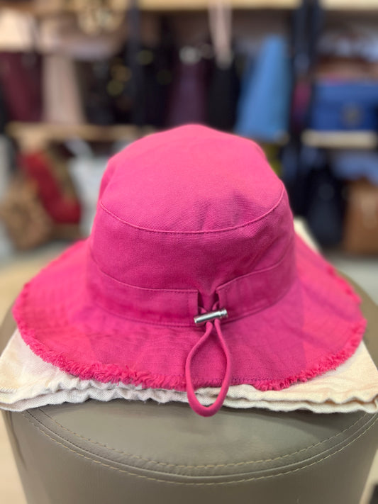 Jacquemus Bucket Hat Pink