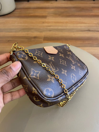 Louis Vuitton Multipochette Monograma