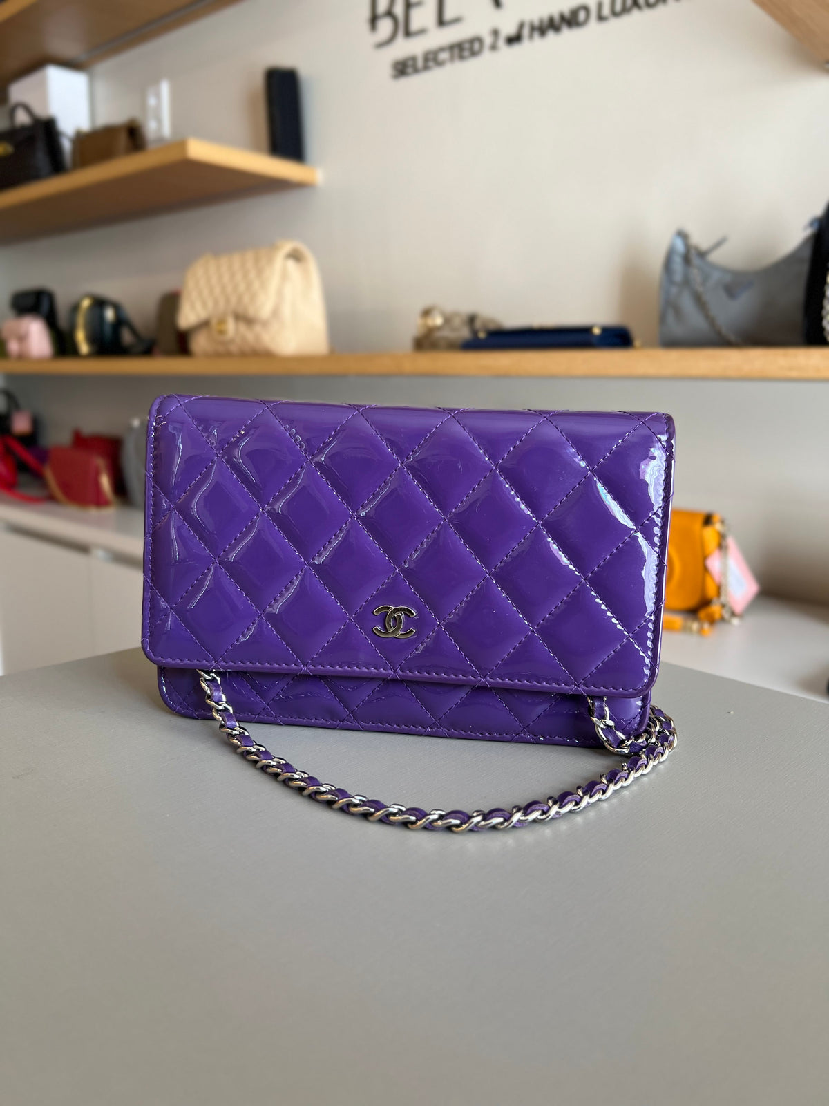 Chanel Woc Roxa Verniz