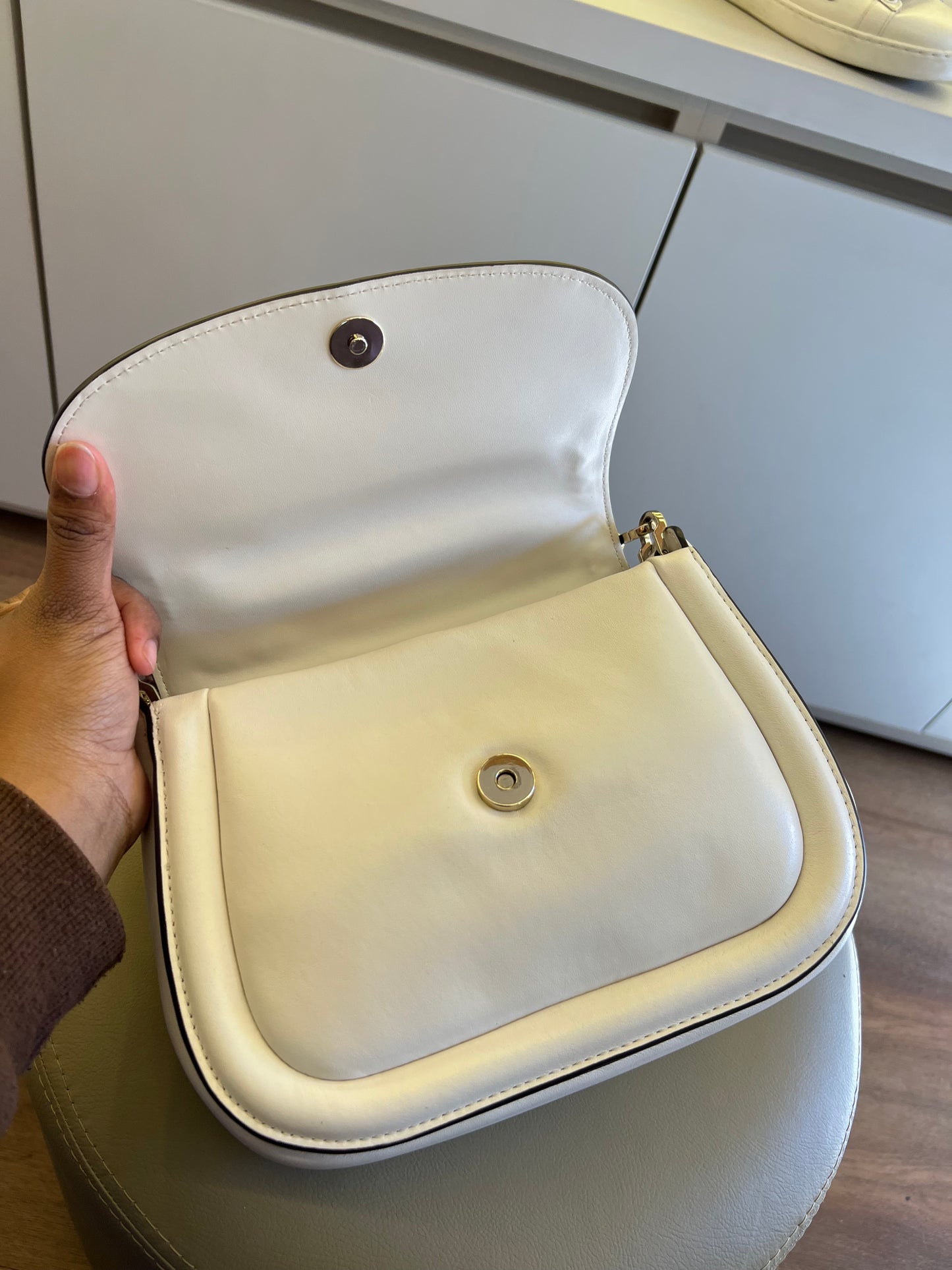 Kate Spade Puffy Off White