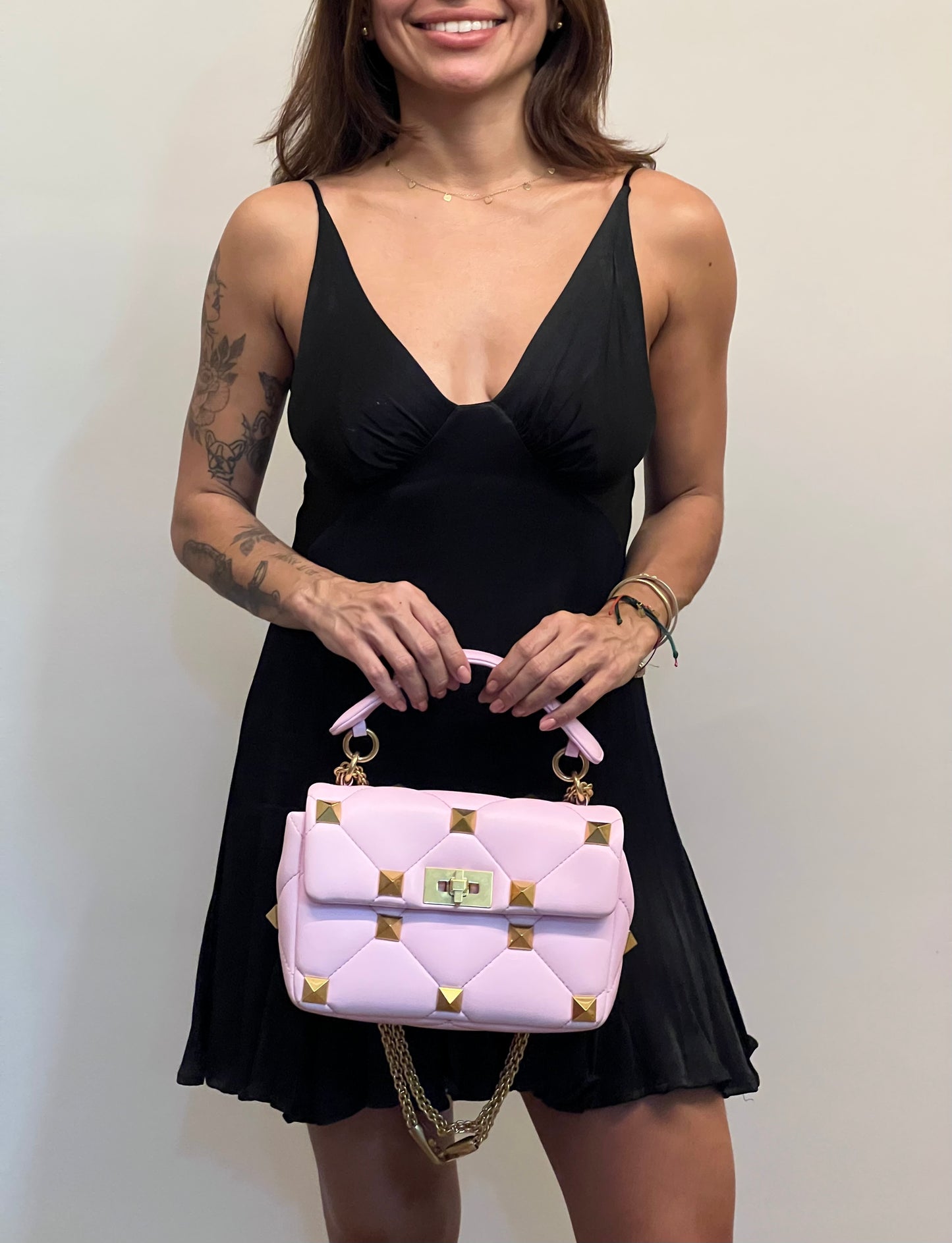 Valentino Roman Stud Média Rosa