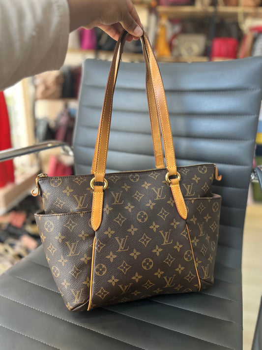 Louis Vuitton Totally Monograma