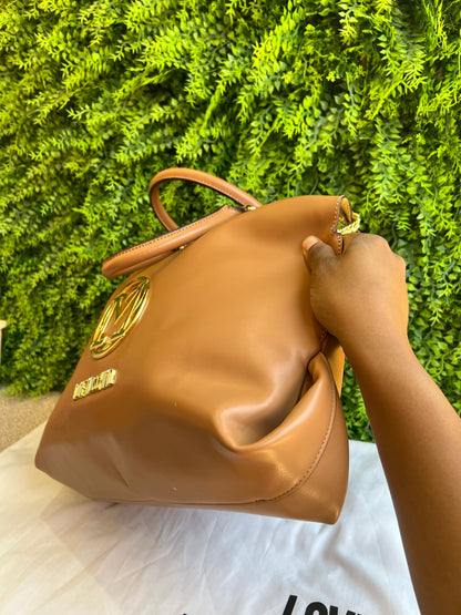 Bolsa Love Moschino Caramelo