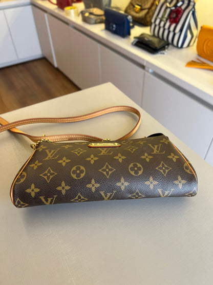 Louis Vuitton Eva Monograma