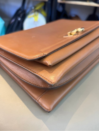 Ferragamo Trifolio Marrom