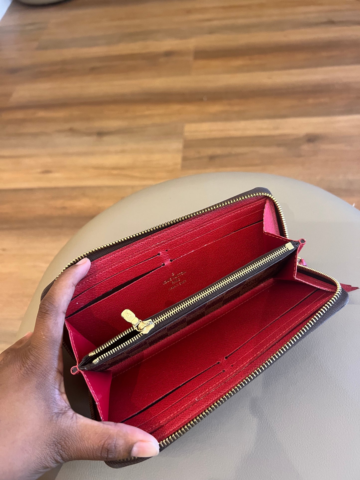 Carteira Louis Vuitton Clemence Damier Ebene 2018