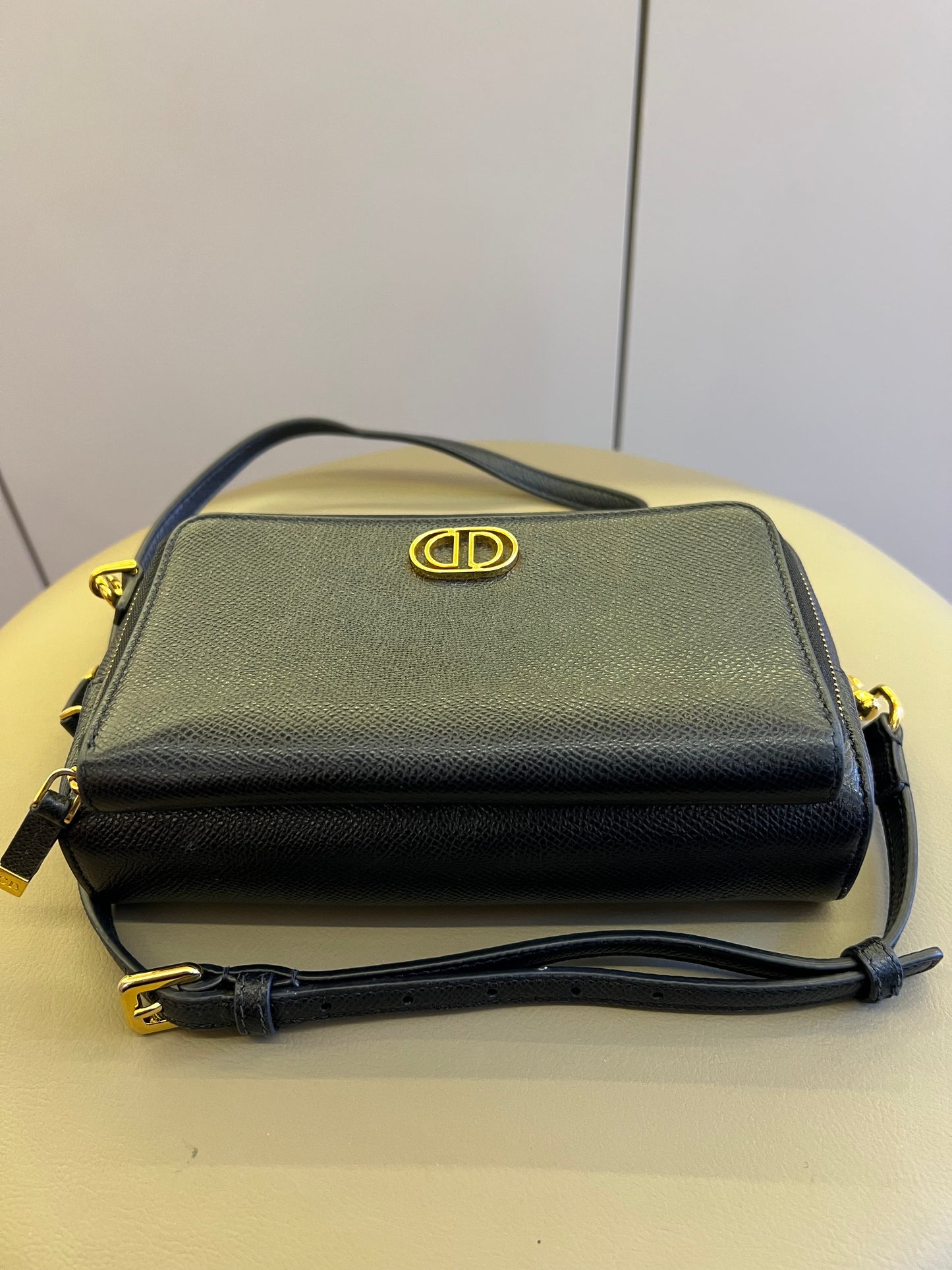 Christian Dior Cannage em Couro Preto