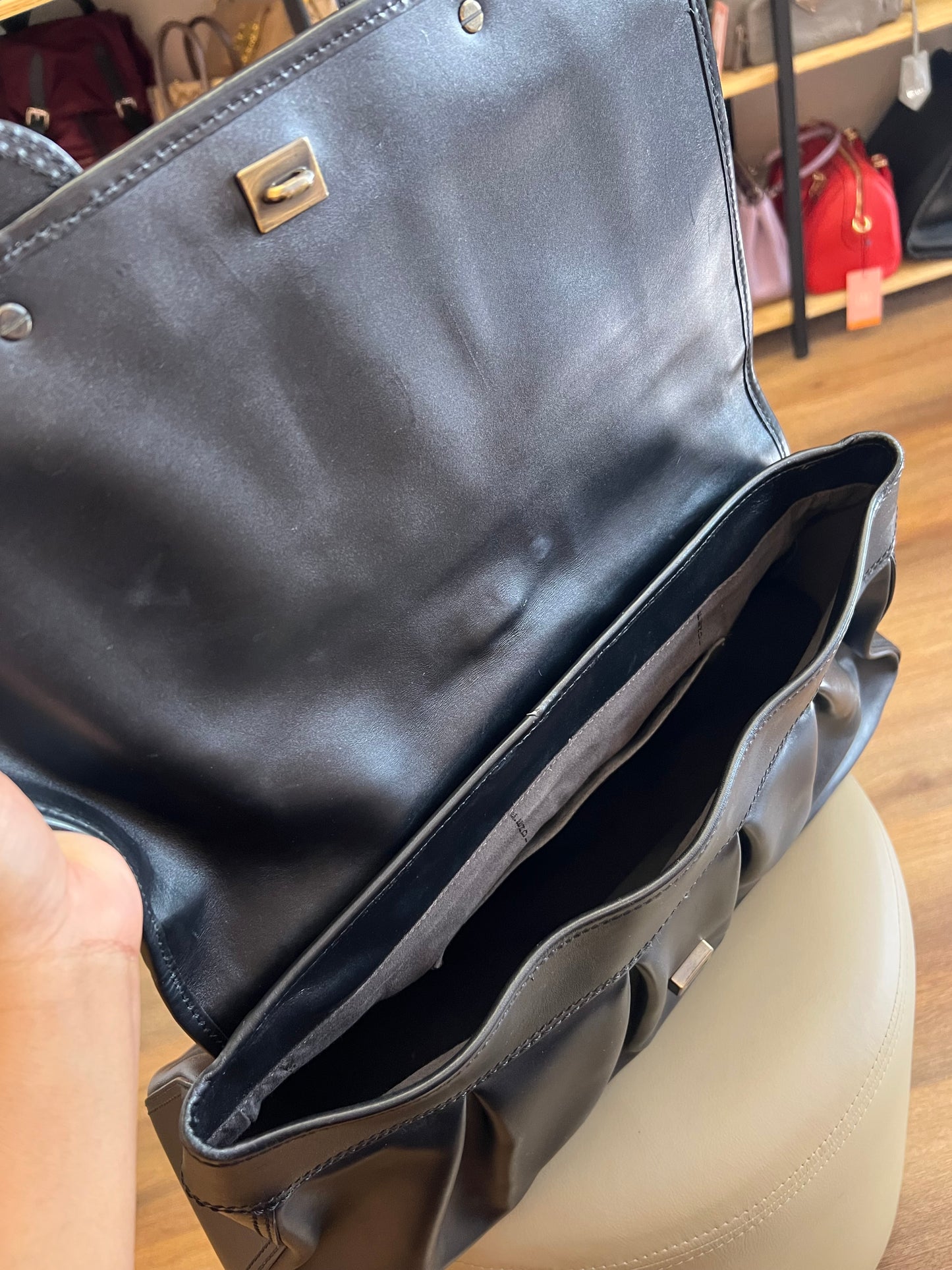 Fendi B Bag Preta