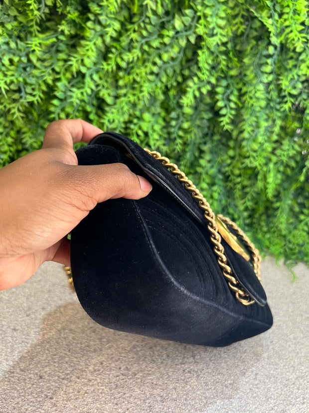 Gucci Marmont Veludo Preta