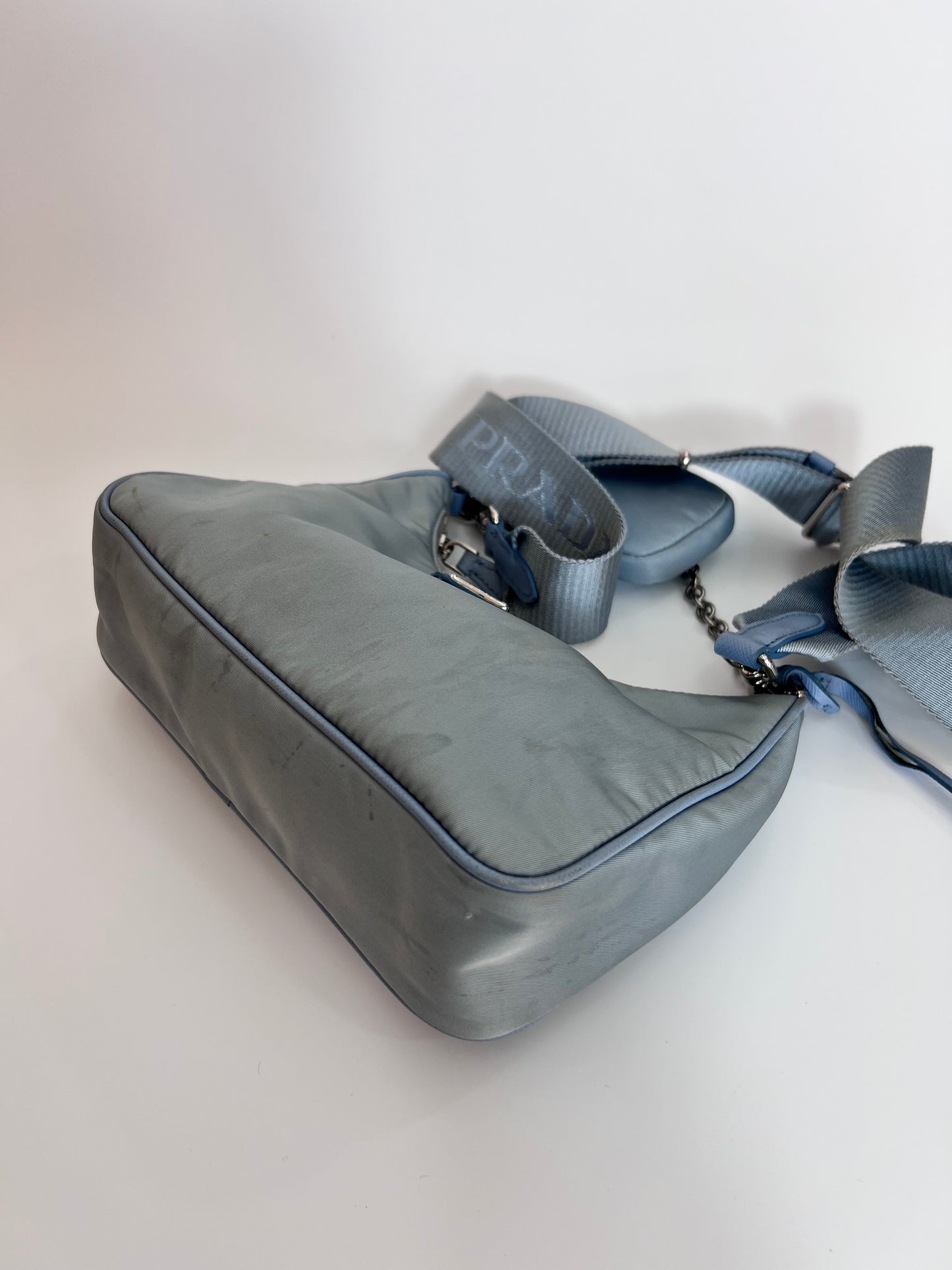 Prada Re-edition Azul