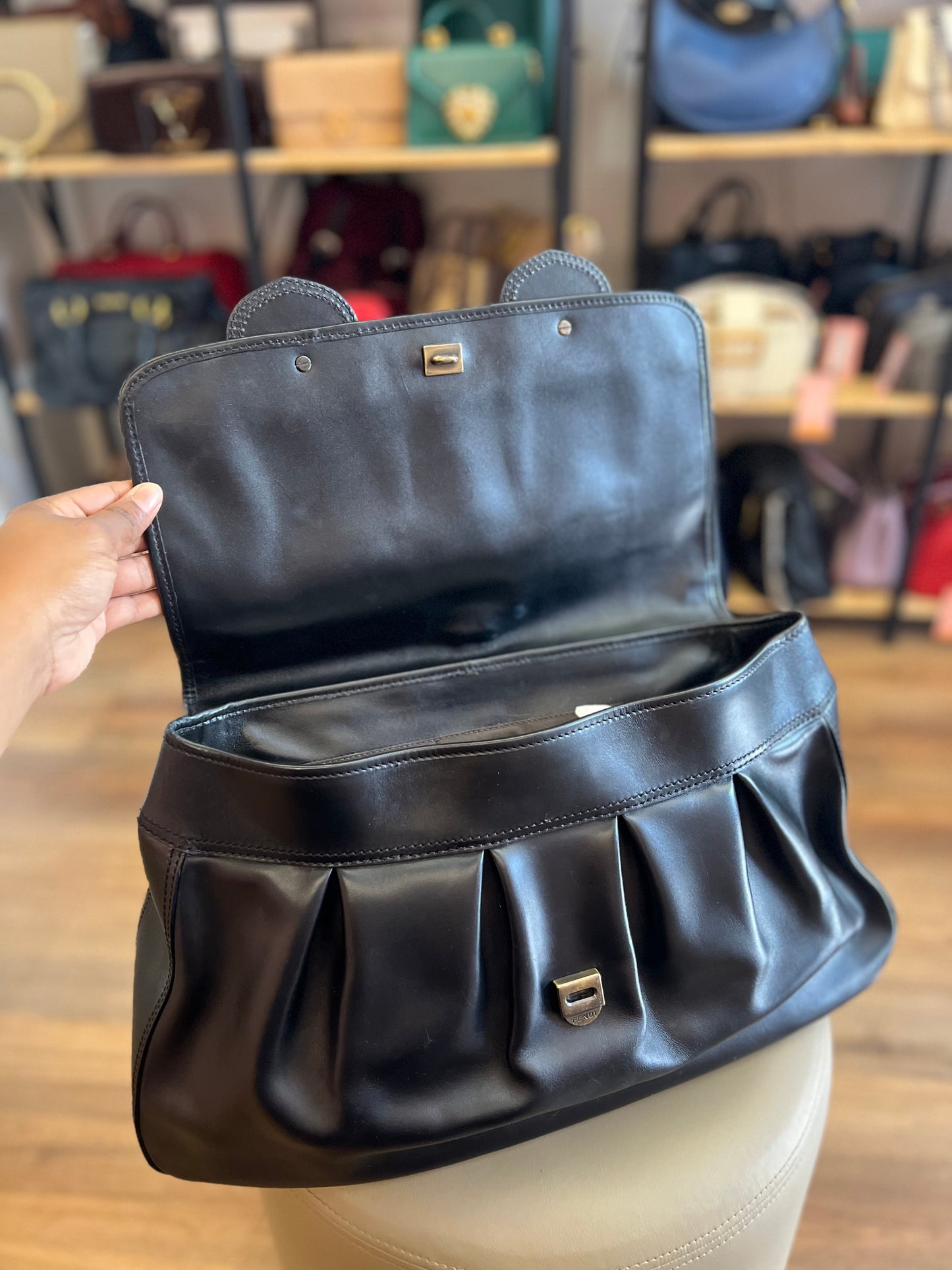 Fendi B Bag Preta