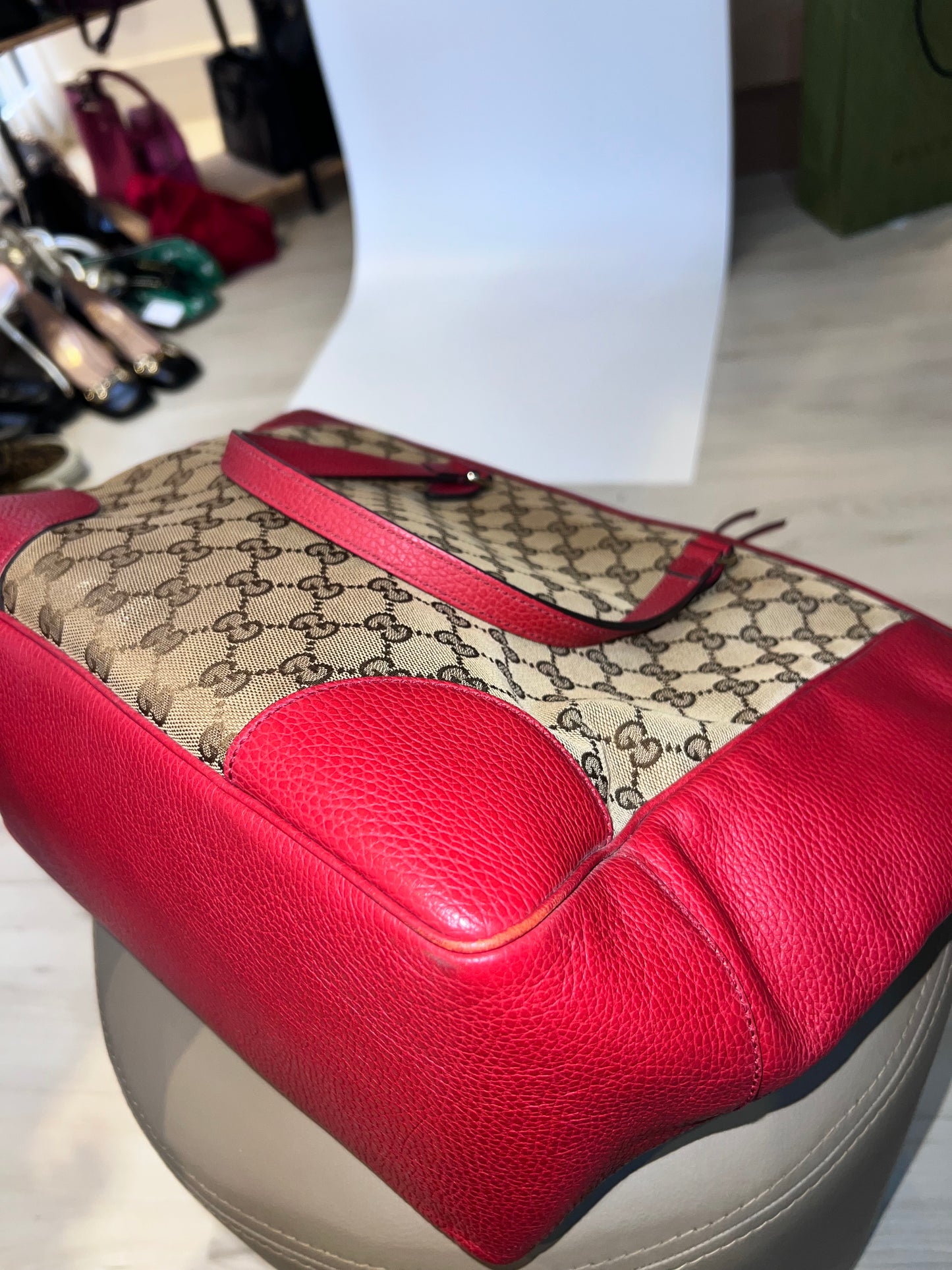 Gucci Bree Monograma Vermelha