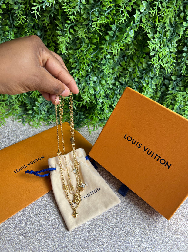 Colar Louis Vuitton Blooming Duas Voltas