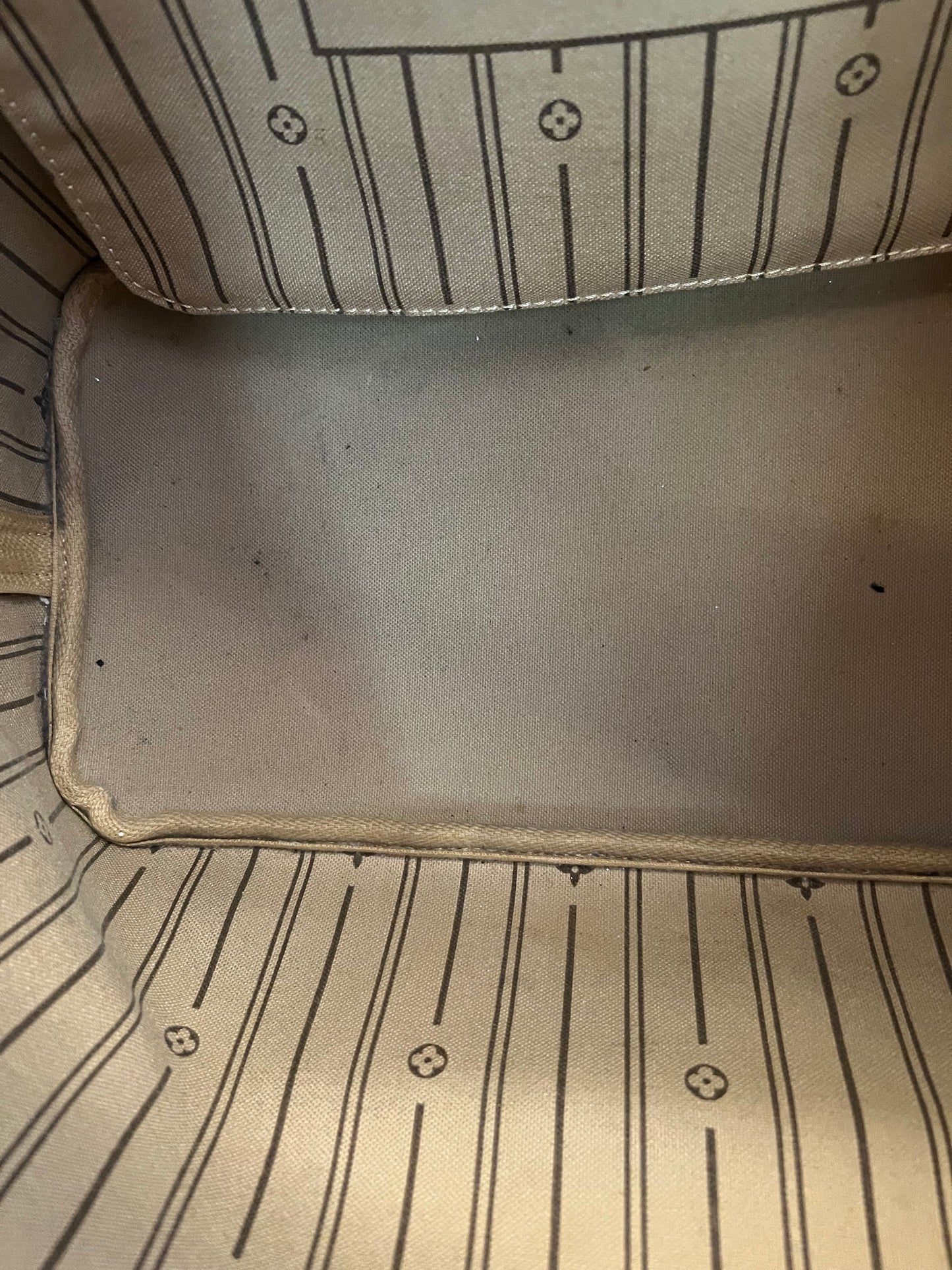 Louis Vuitton Neverfull Monograma MM