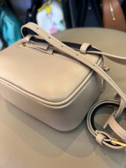 Saint Laurent Pochette Lou Leather Nude