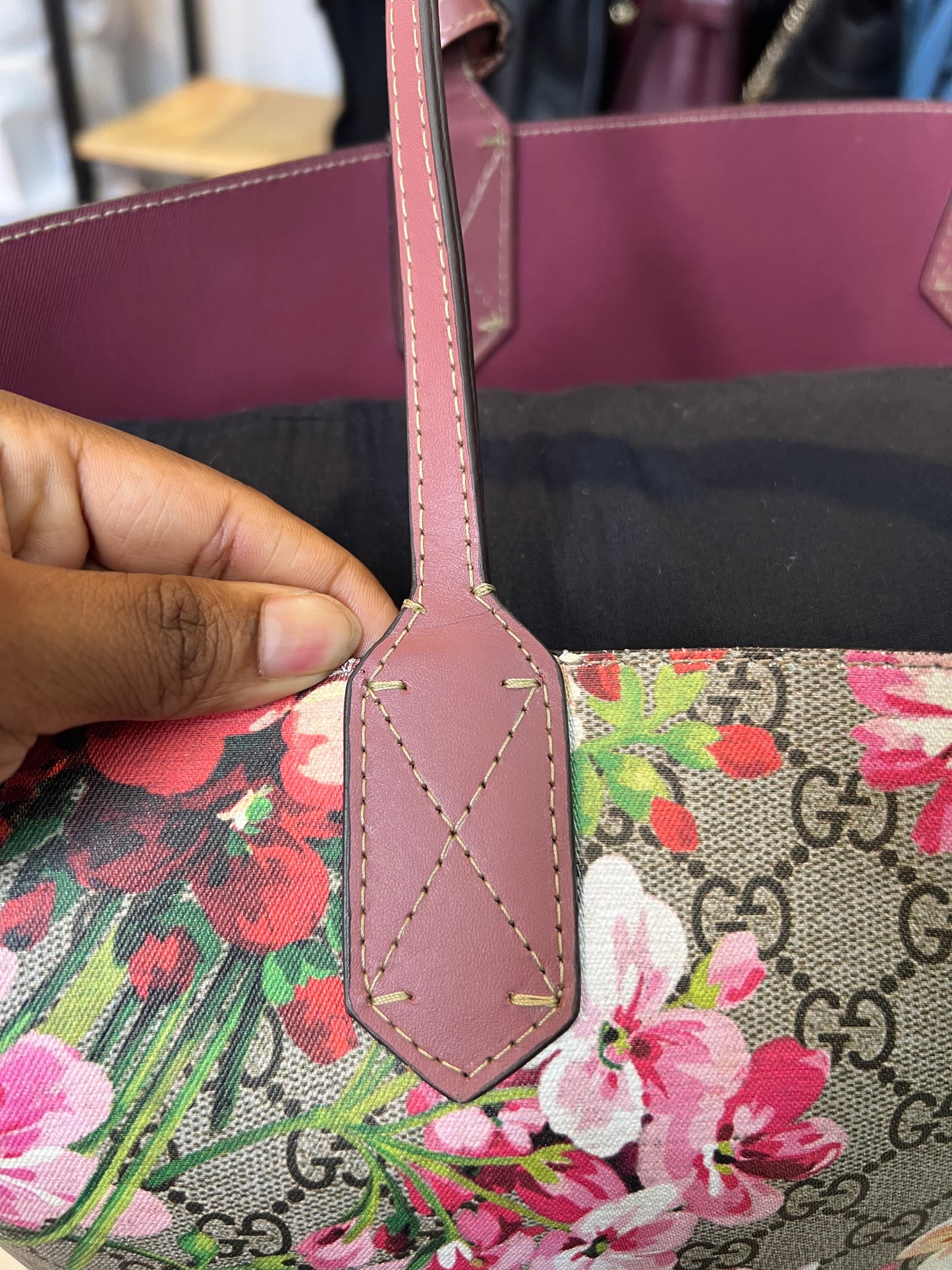 Gucci GG Supreme Blooms Reversible Tote