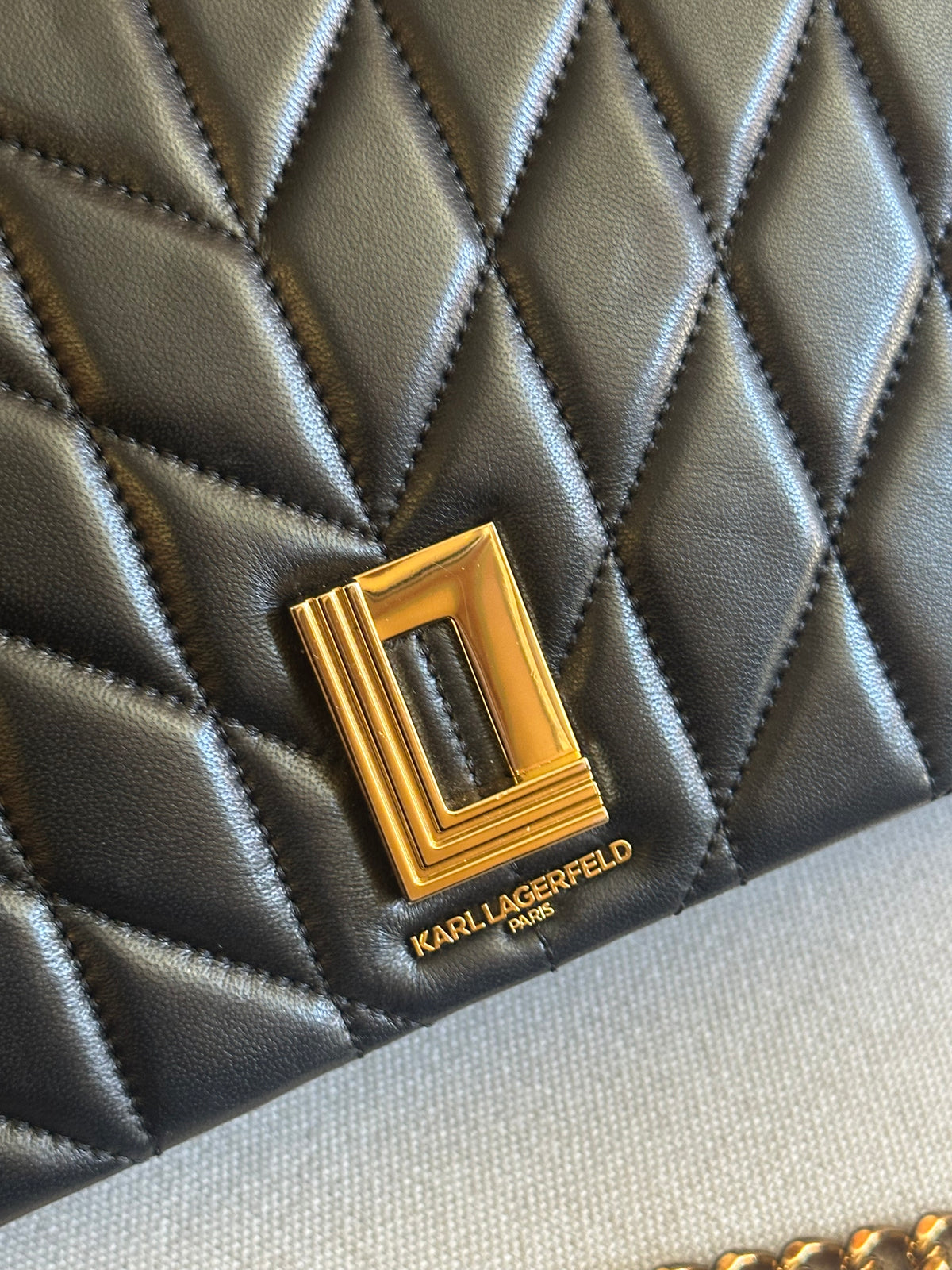 Karl Lagerfield Lafayett Matelassê Preto