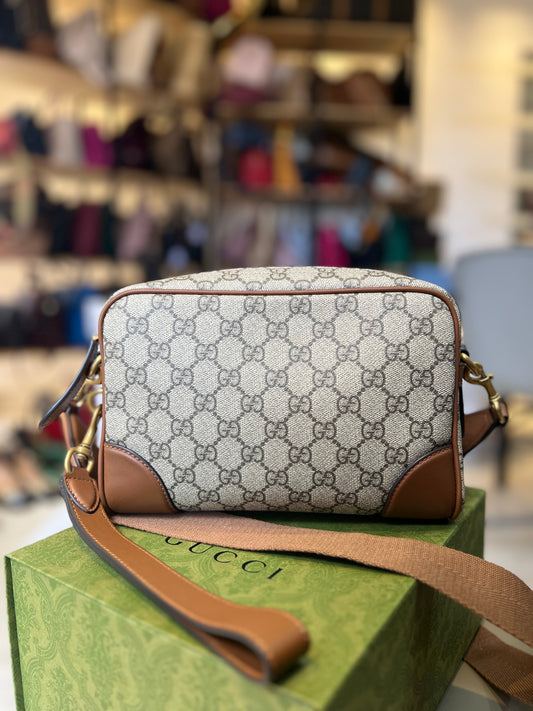 Gucci GG Emblem Camera bag