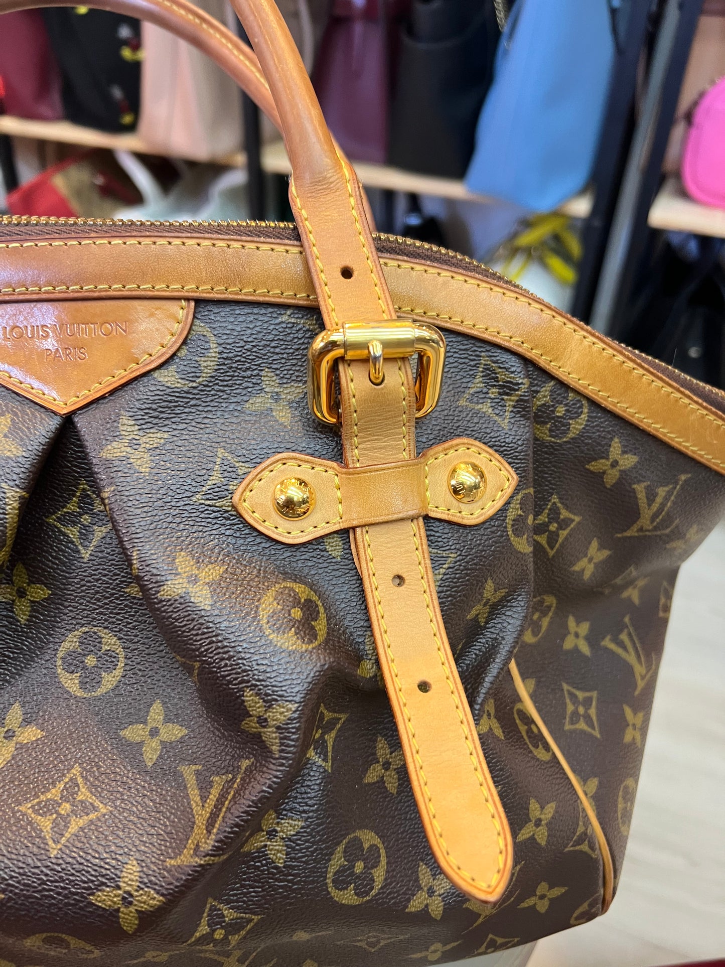 Louis Vuitton Tivoli Monograma GM