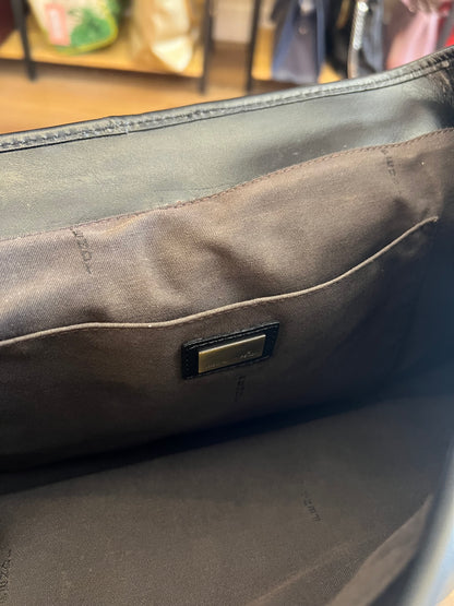 Fendi B Bag Preta