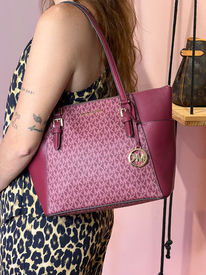 Michael Kors Charlotte Shopping Logo